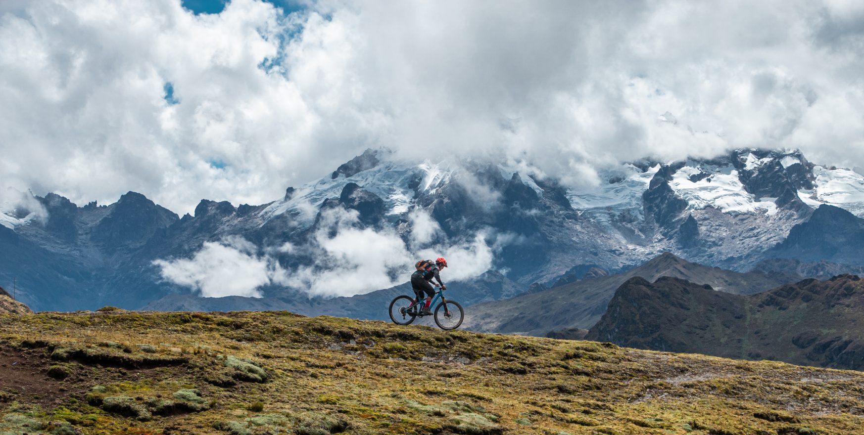 Peru Highlights Active