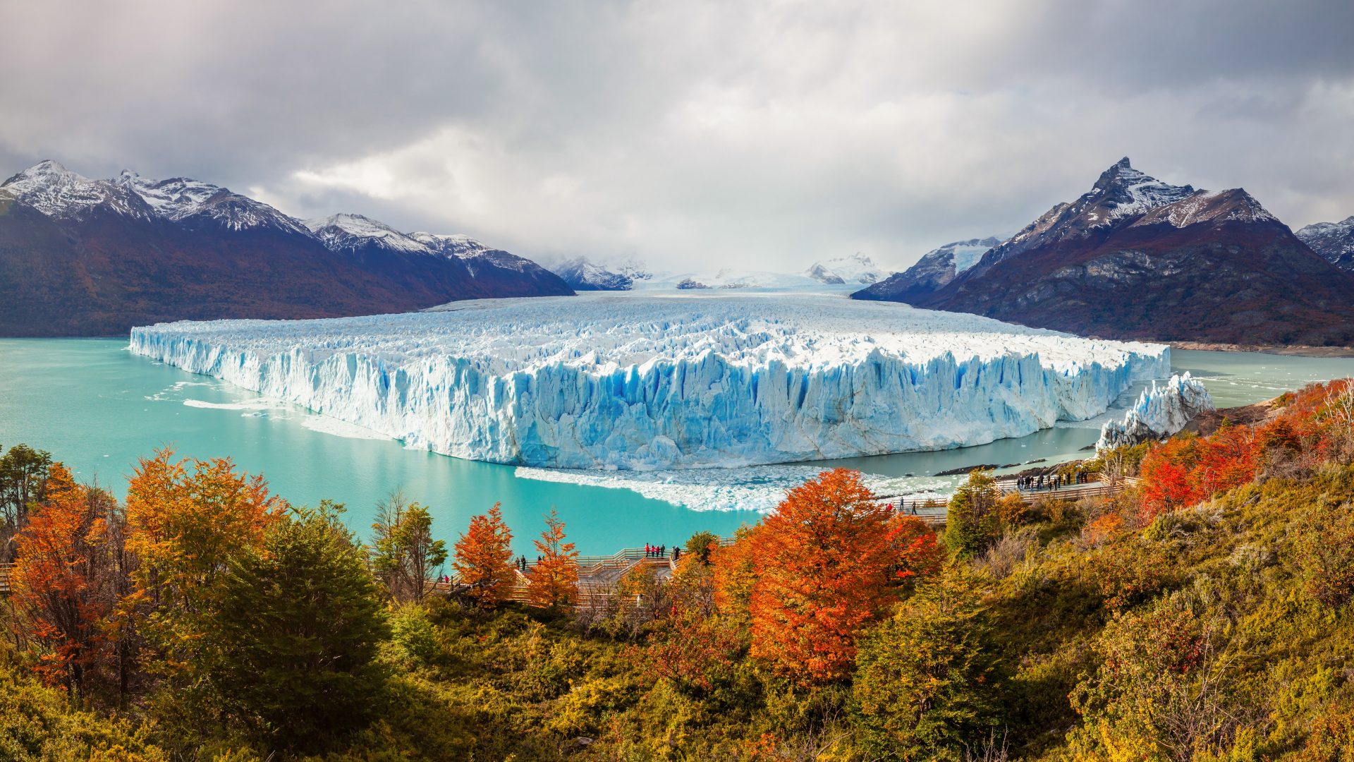 Perito Moreno glacier in El Calafate, Patagonia, Argentina