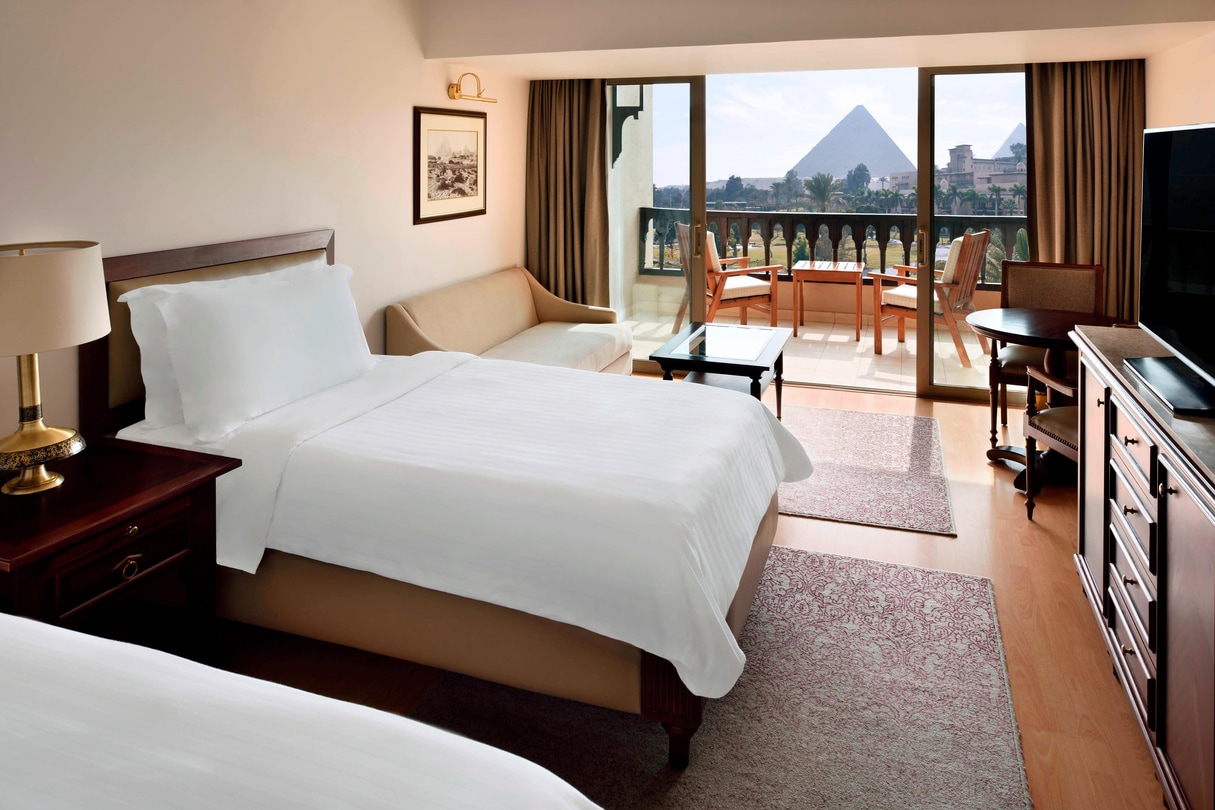 Egypt_Cairo_Marriott Mena House_ Room