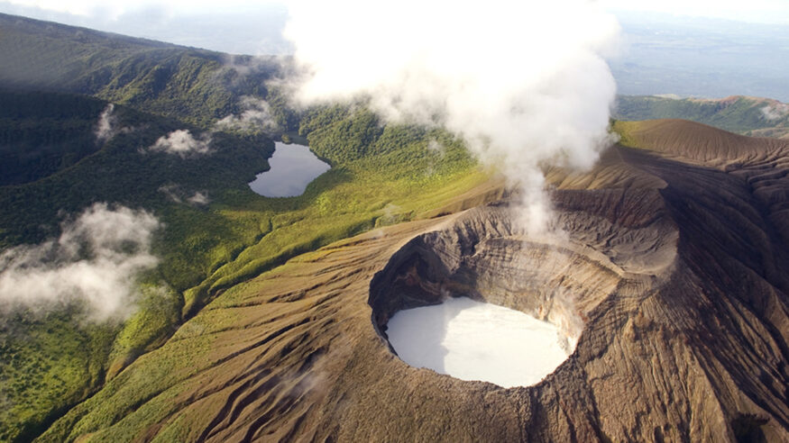 Rincon de la Vieja Costa Rica volcano