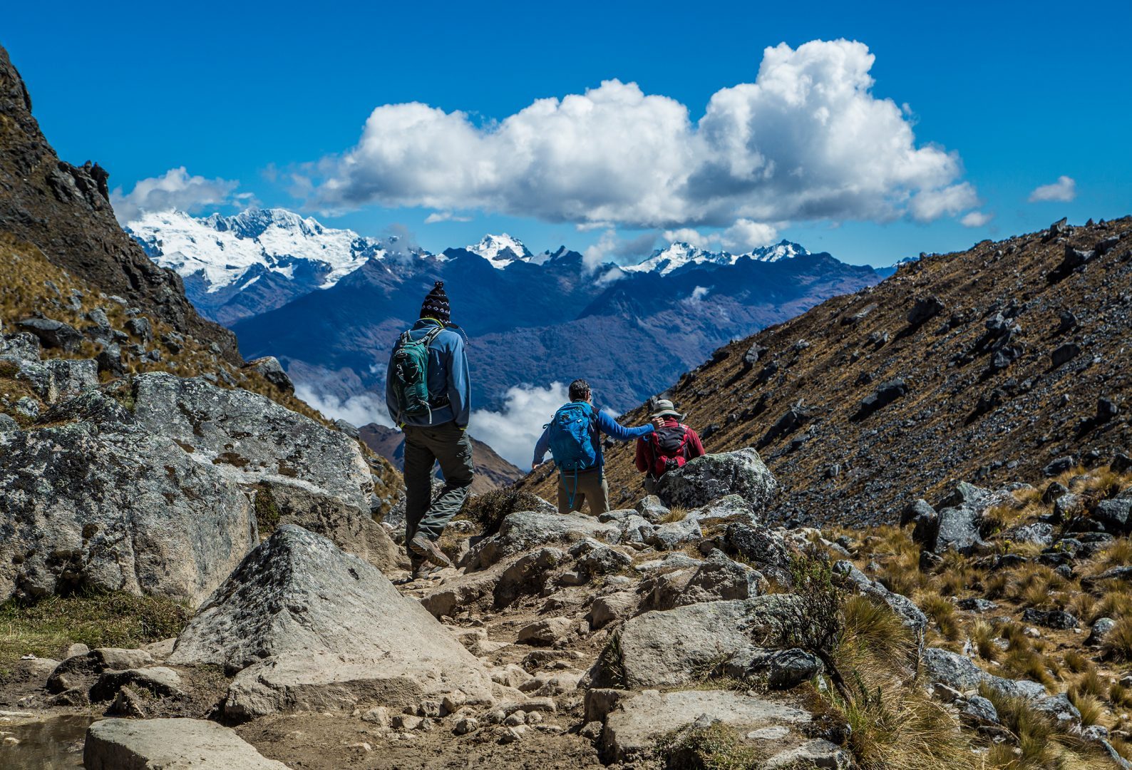 Walking the Salkantay trail